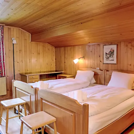 Colette - 2 By Interhome جريندلوالد